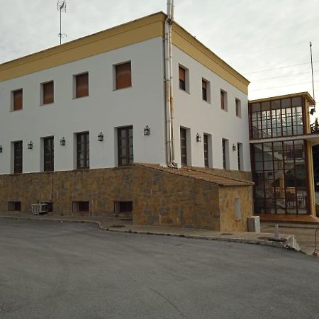 Apartamentos Refugio Del Viajero Parauta Екстериор снимка