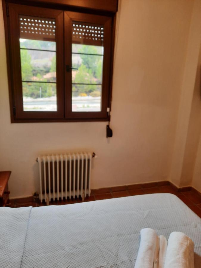 Apartamentos Refugio Del Viajero Parauta Екстериор снимка