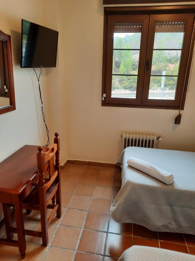 Apartamentos Refugio Del Viajero Parauta Екстериор снимка